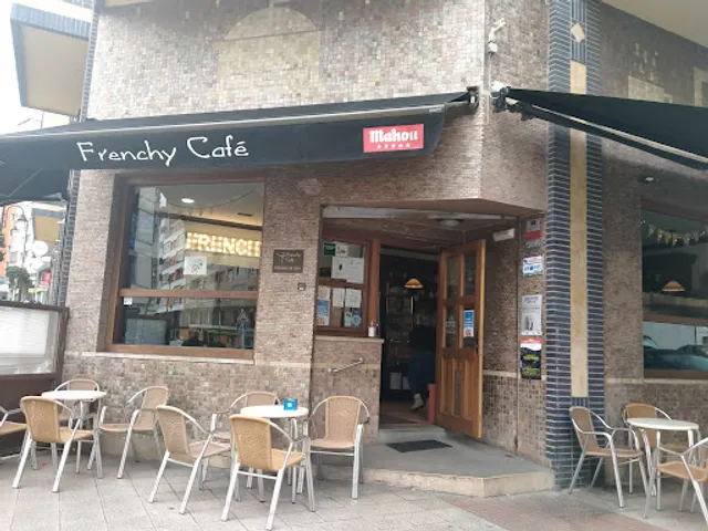 Frenchy Café