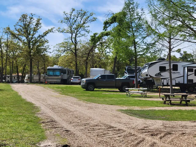 TX Log Cabin RV Park