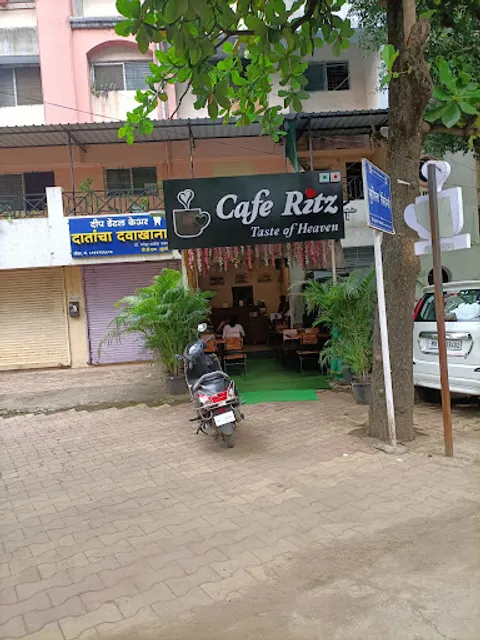 CAFE RITZ