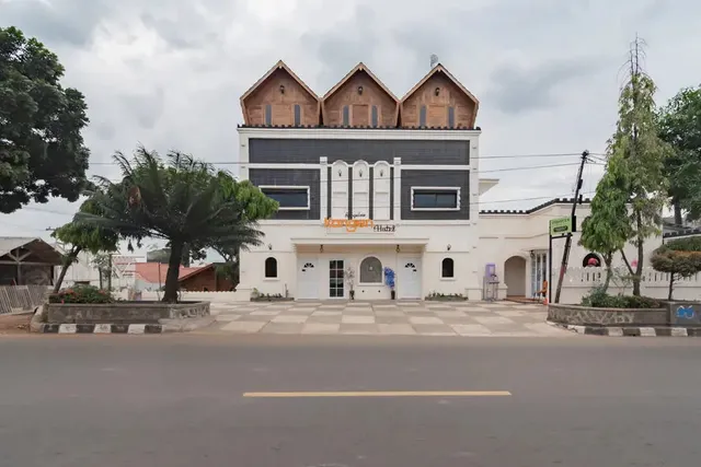 Urbanview Hotel Kangen Bungalow Purwakarta by RedDoorz