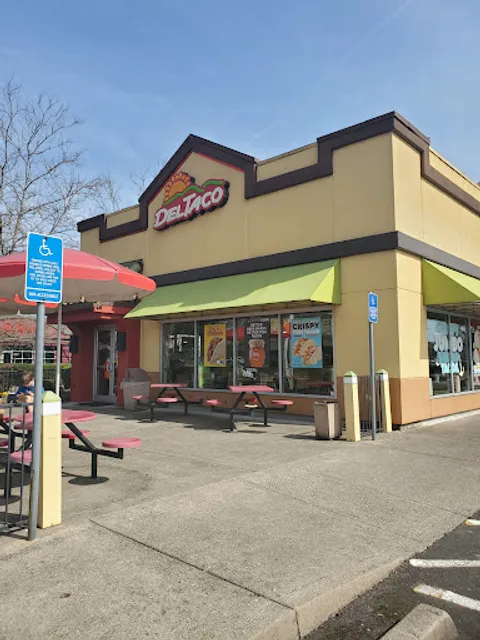 Del Taco