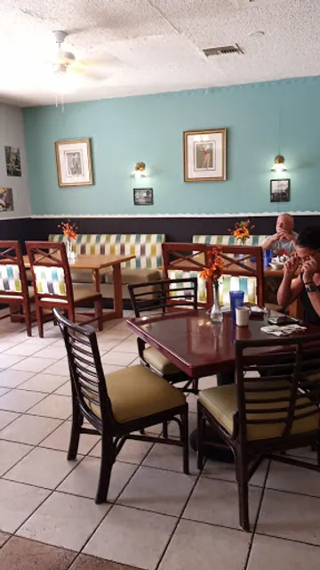 Tops American Grill and Cafe