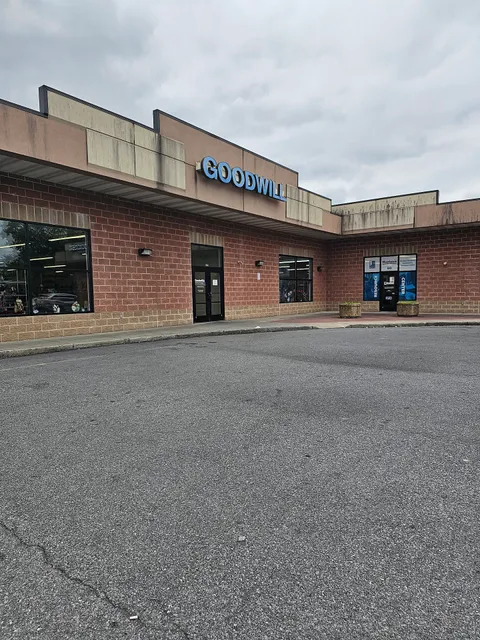 Nichols Plaza Shopping Center