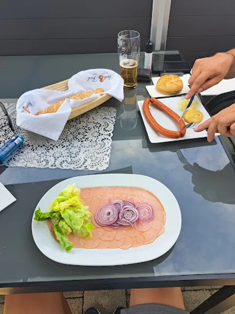 Avia Cafe Helmut Öhlschläger