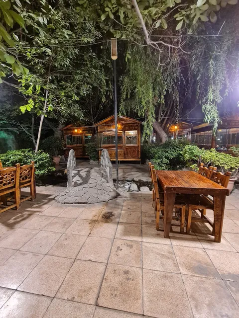 رستوران شاندیز شهران