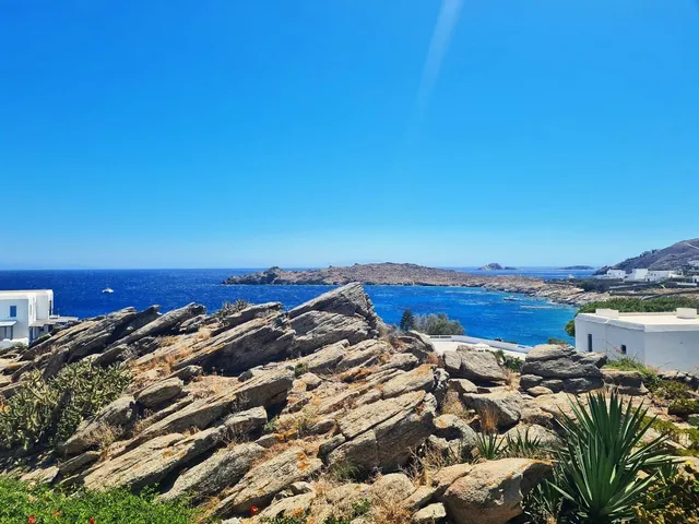 Blue Pearl Maisonette