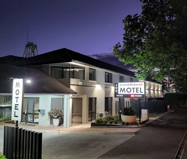 Central Deborah Motel