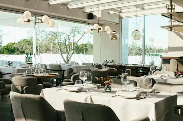 AVENUE - Modern Cuisine