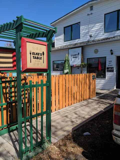 Elke's Table on 47th