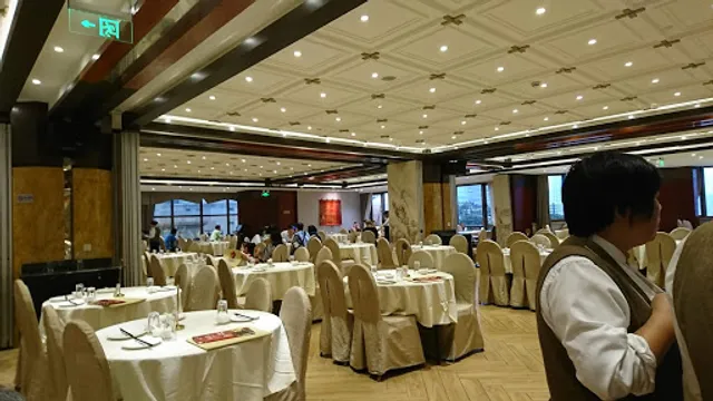 Yanyunlou Roast Duck