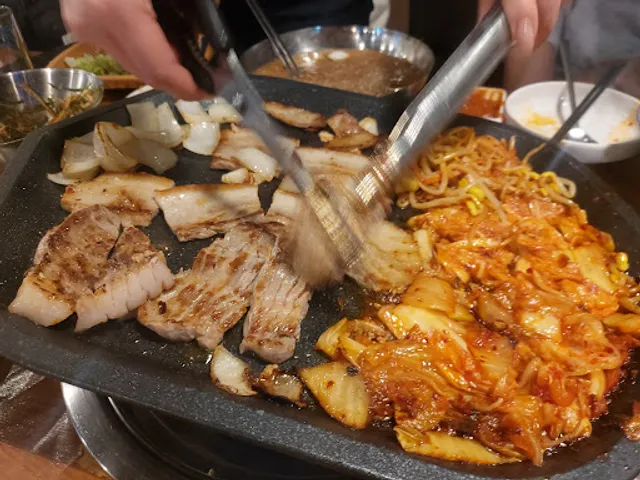 꿀순이앤꿀돌이