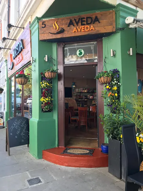 Aveda Cafe