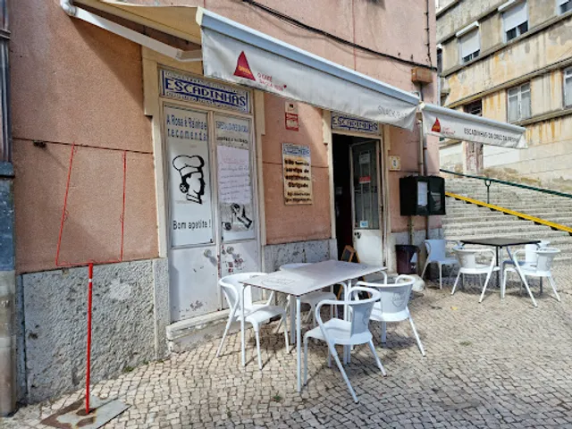 Restaurante Escadinhas da Cruz da Pedra
