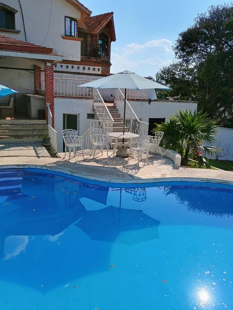 Casa con Alberca en Lomas de Cocoyoc