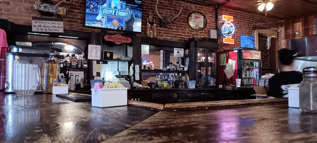 The Brickhouse Bar & Grill