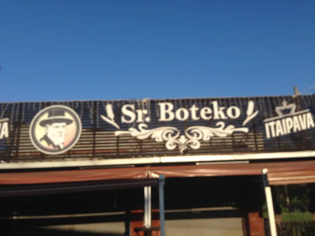 Sr. Boteko - Bar ao Ar Livre e Casa Noturna
