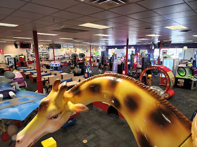 Chuck E. Cheese