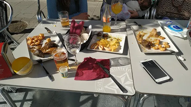 Tapas y copas Saratoga