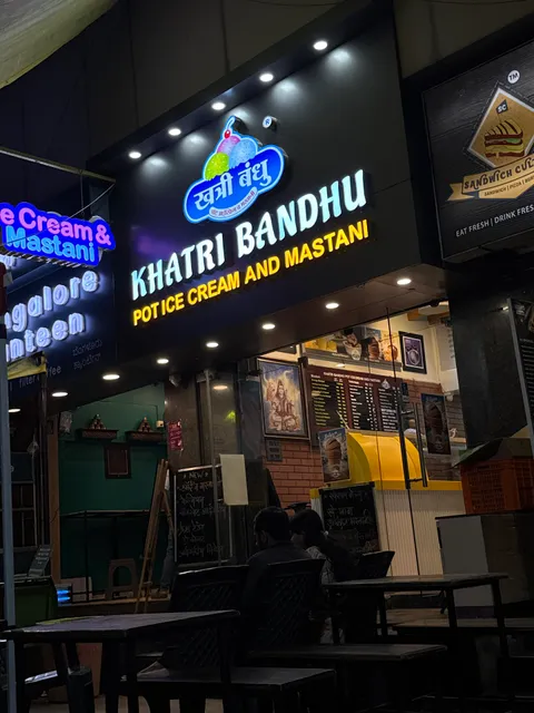 Khatri Bandhu Pot Ice-Cream & Mastani