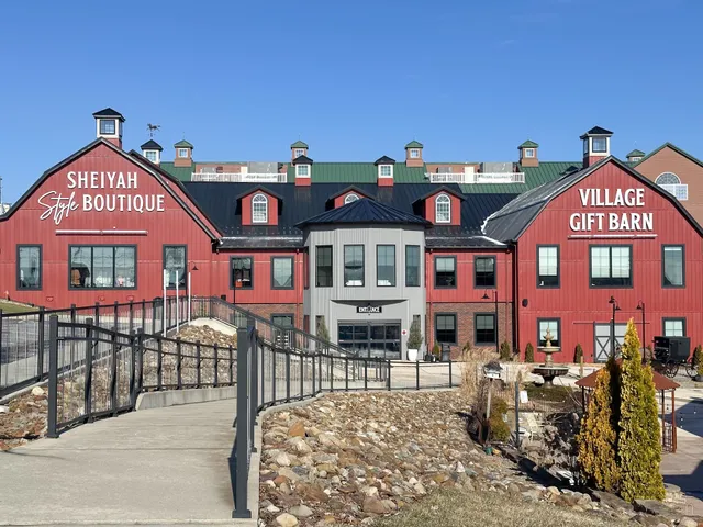 Village Gift Barn - Berlin, OH