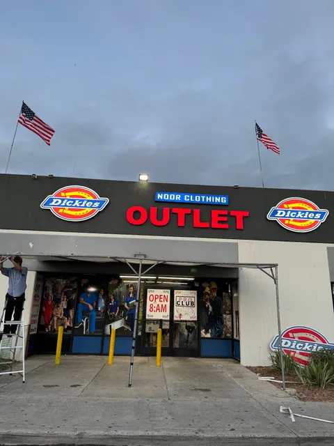 Dickies Noor Clothing