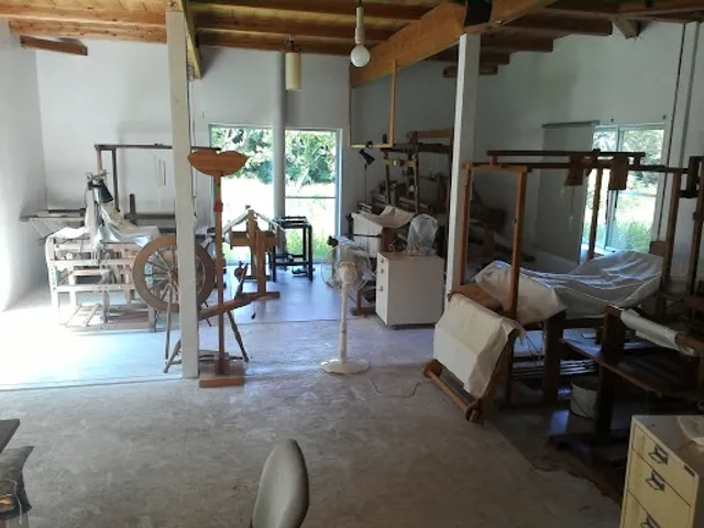 わかった会館 機織りカフェ