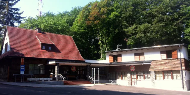 Mátraházai üdülőház