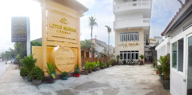 LOTUS GARDEN RESORT