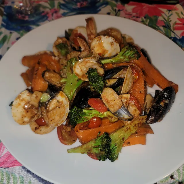 SunCity Restaurant & Bar