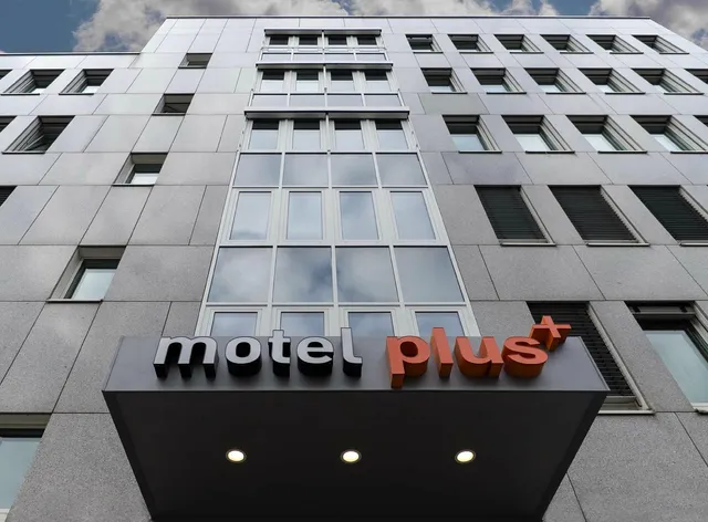 Motel Plus Berlin Neukölln