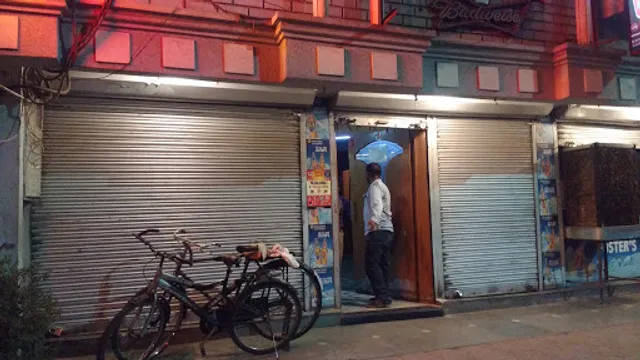 Hotel Kaveri Bar & Restaurant