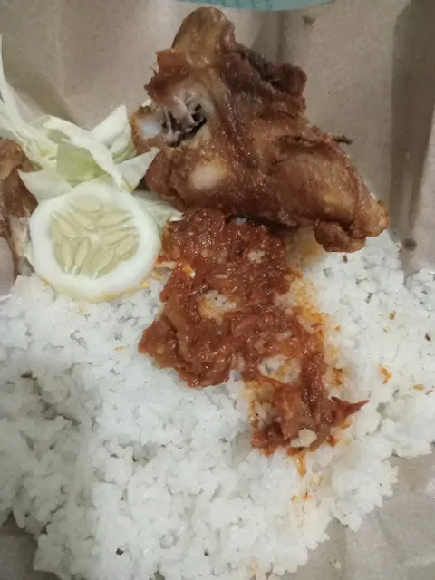 Ayam Penyet
