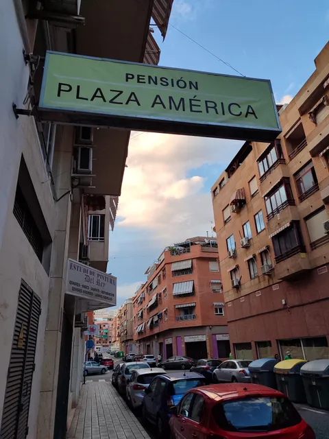 Pensión Plaza América