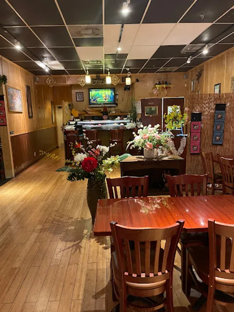 Pacific Thai Cuisine & sushi