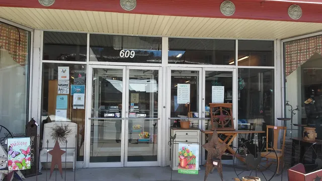 Mommy & Me Consignments