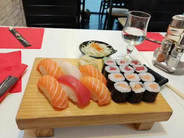 Yotaro Sushi