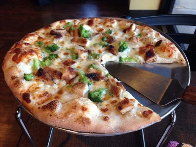 Elizabeth Pizza Eden