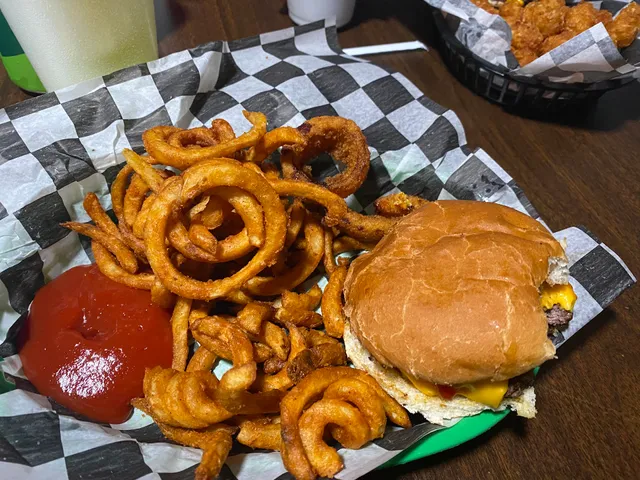 Lusk Creek Liquor and Gaming