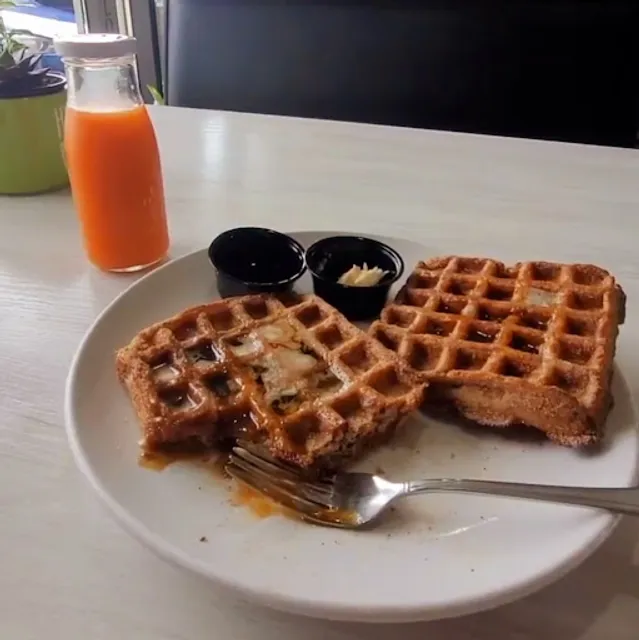 Awaken Juice Bar & Cafe