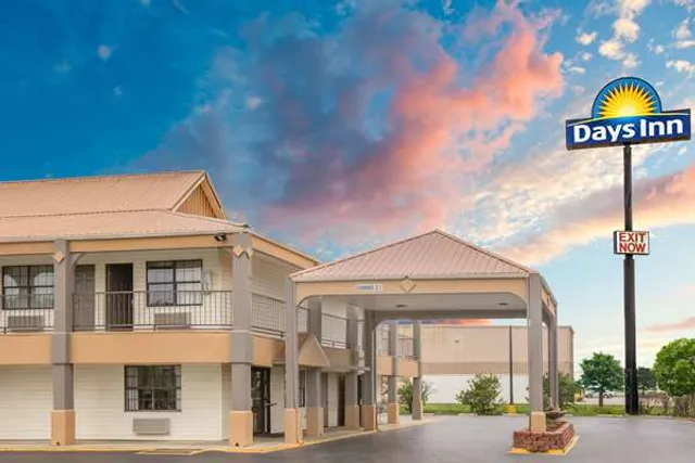 Days Inn by Wyndham Monroe LA