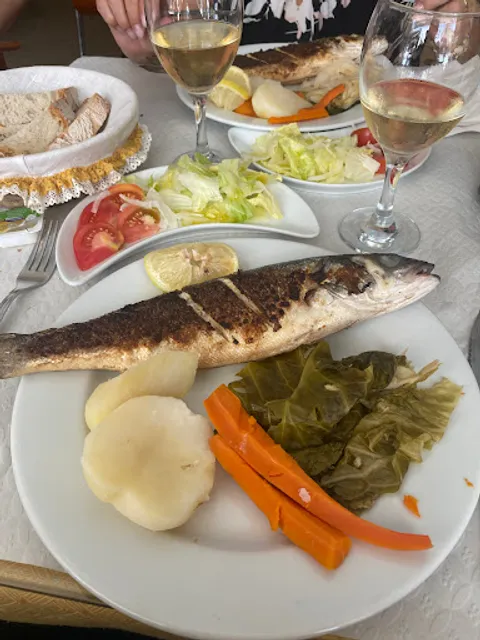 O Cantinho Da Tapada Do Coelho - Snack-Bar, Unipessoal Lda.