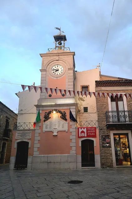 MANTRA - Suite & Room