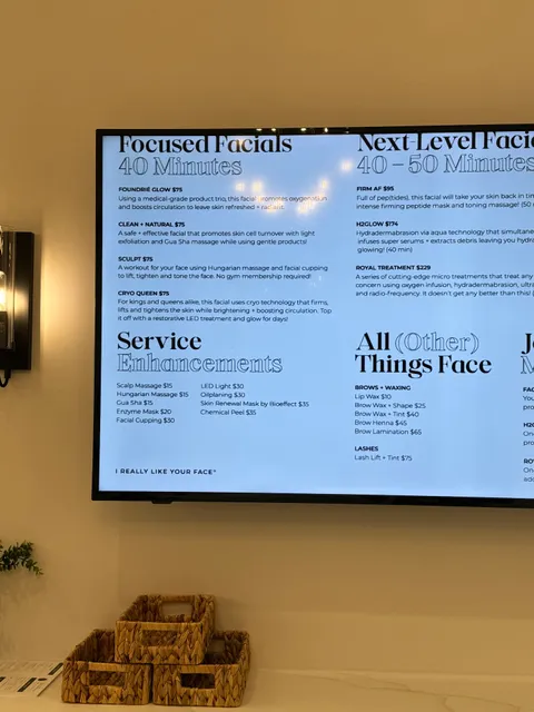 FACE FOUNDRIÉ - Sugar Land