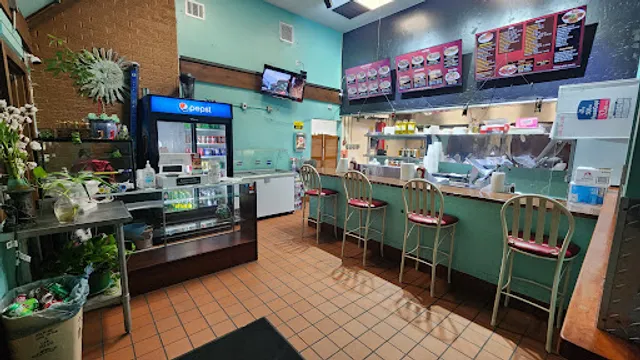 Susan's Burgers N More