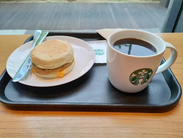 Starbucks Seodaemun Station