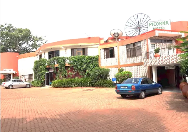 Picorna Hotel