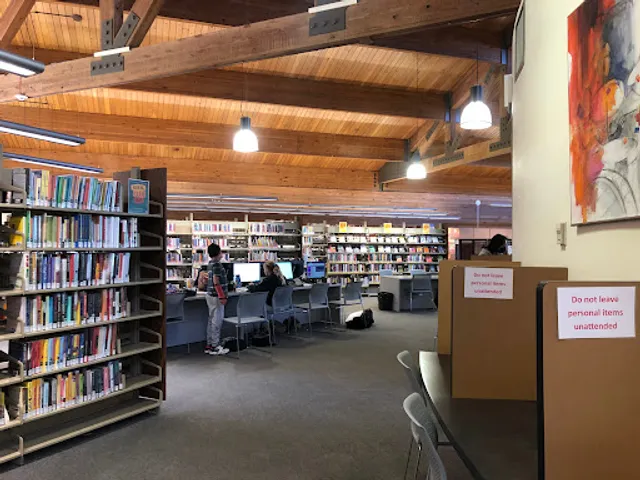 Irvine Public Library - University Park Branch