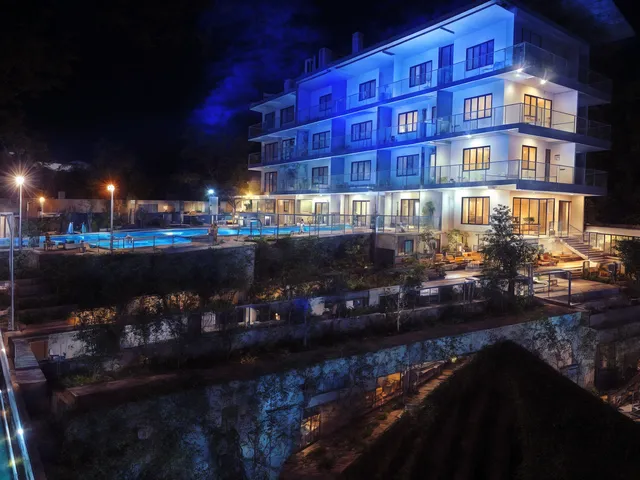 River Beach Resort - Trishuli