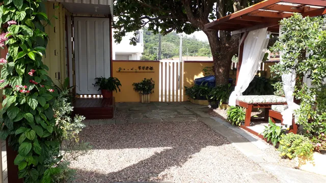 Kitinet Container-Guest House- Prox. Praia e Beto Carrero