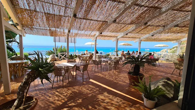 Beach Bar Grotticelle